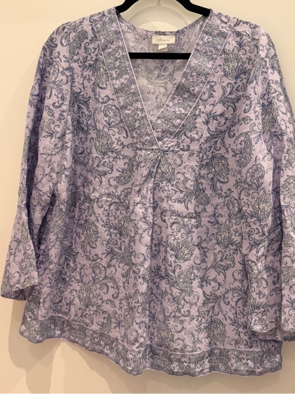 J. Jill Lavender Paisley V-Neck Tunic Shirt Size M 100% Linen Summer Resortwear